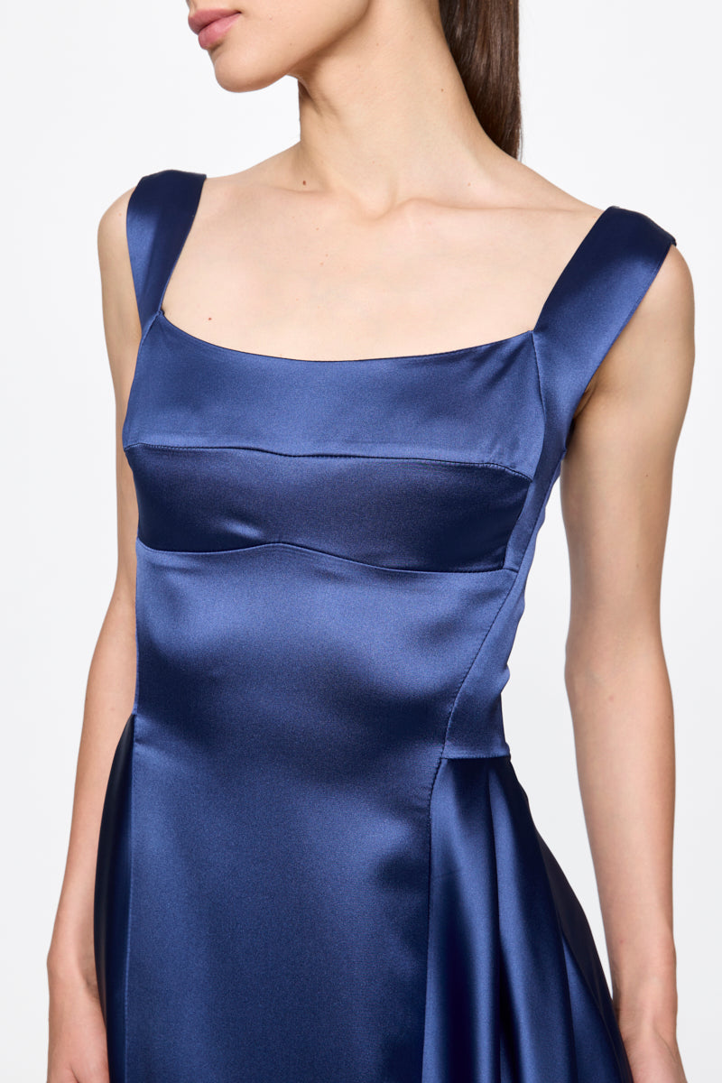 Elegantes Designer‑Kleid - Image 4