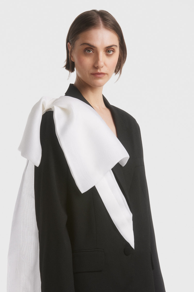 Luxuriöses Designer‑Kleidungsstück