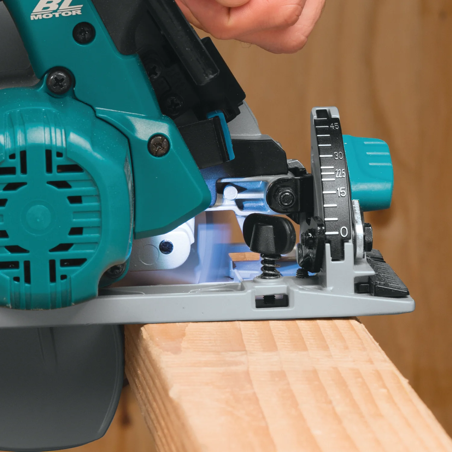 Makita 18V 6.5 Inch Brushless Cordless Circular Saw Factory Serviced (Tool Only) – Bild 5